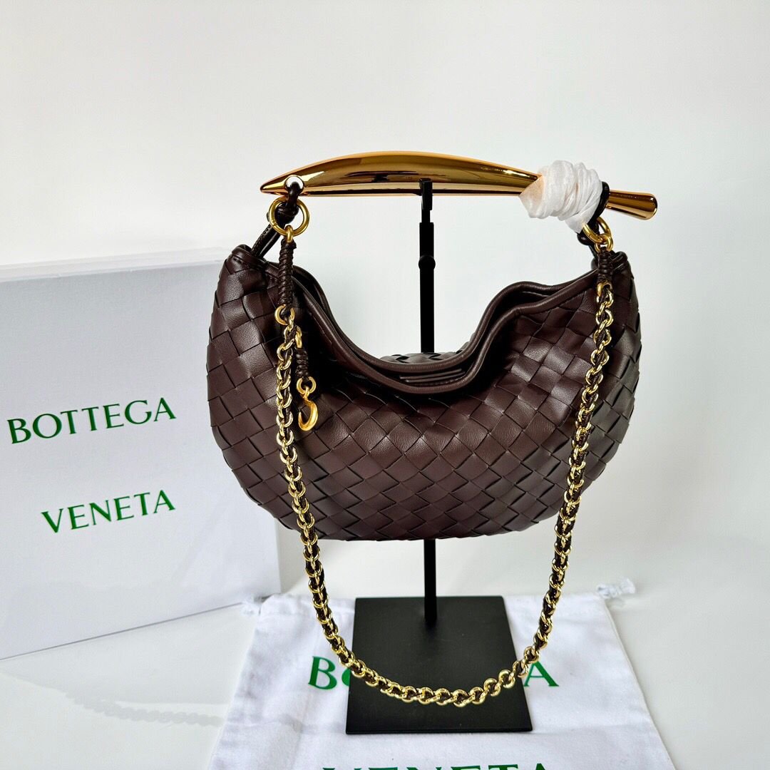 WhatsApp Image 2024-08-29 at 12.03.13 (2)